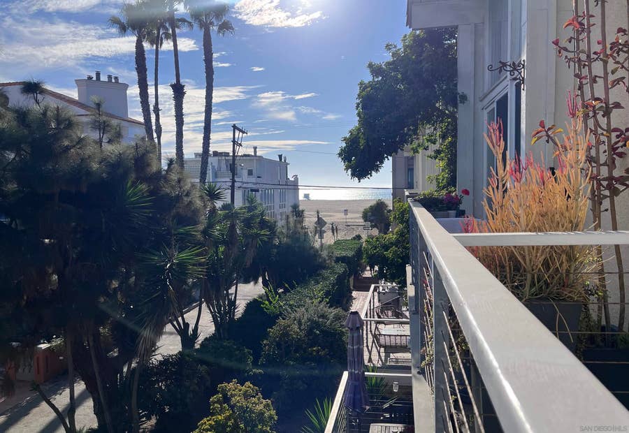 Property photo for 25 Spinnaker ST, #12, Marina Del Rey, CA