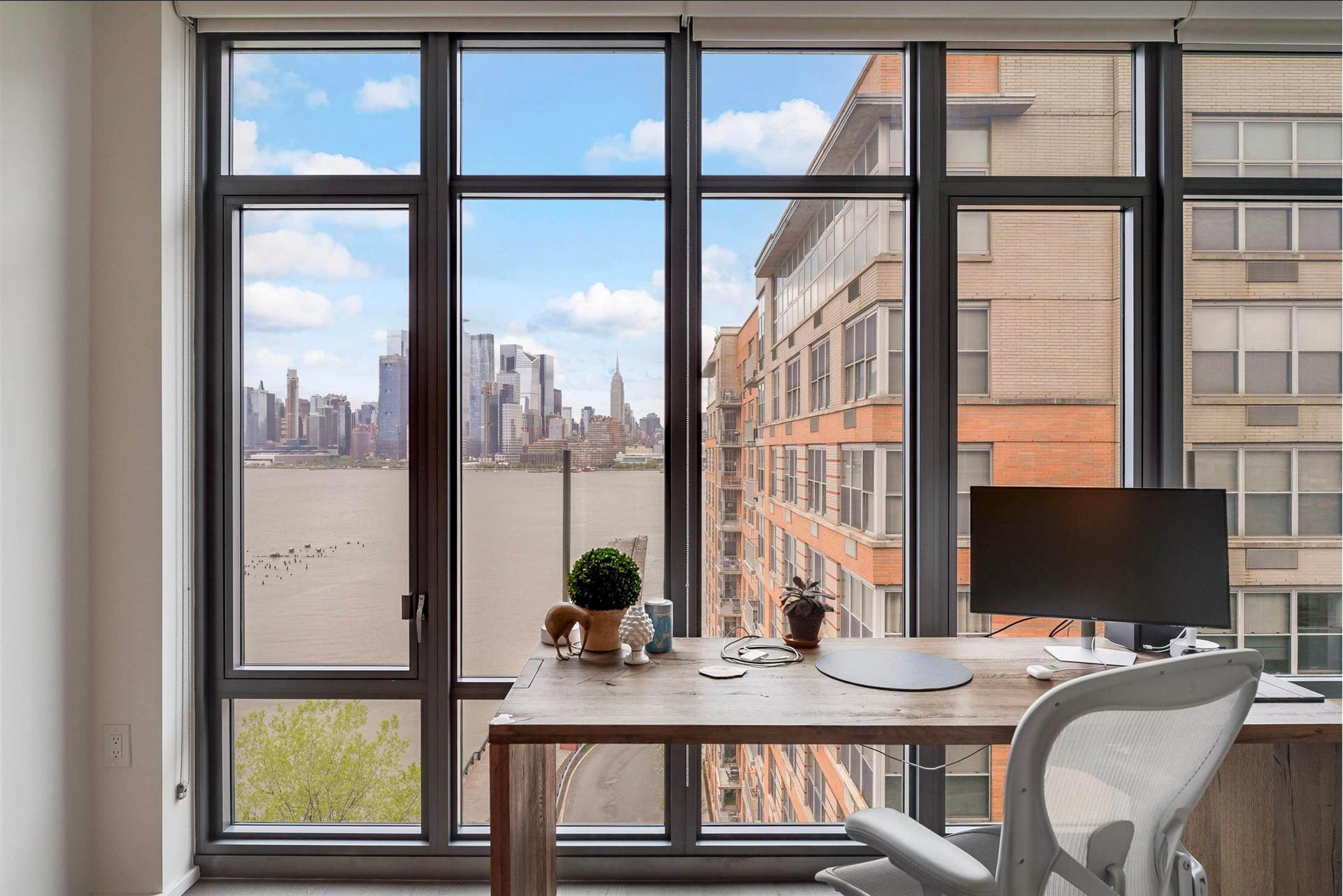 1425 HUDSON ST, #10H, Hoboken, NJ 07030