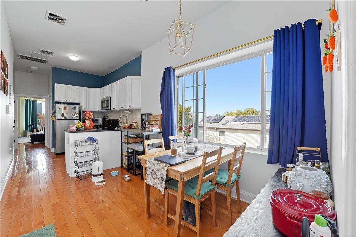 100 LEONARD ST, #3L, Jc, NJ 07307