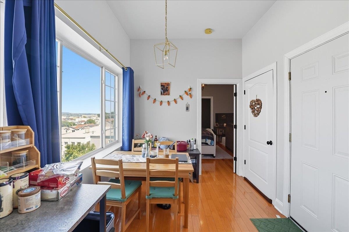 100 LEONARD ST, #3L, Jc, NJ 07307