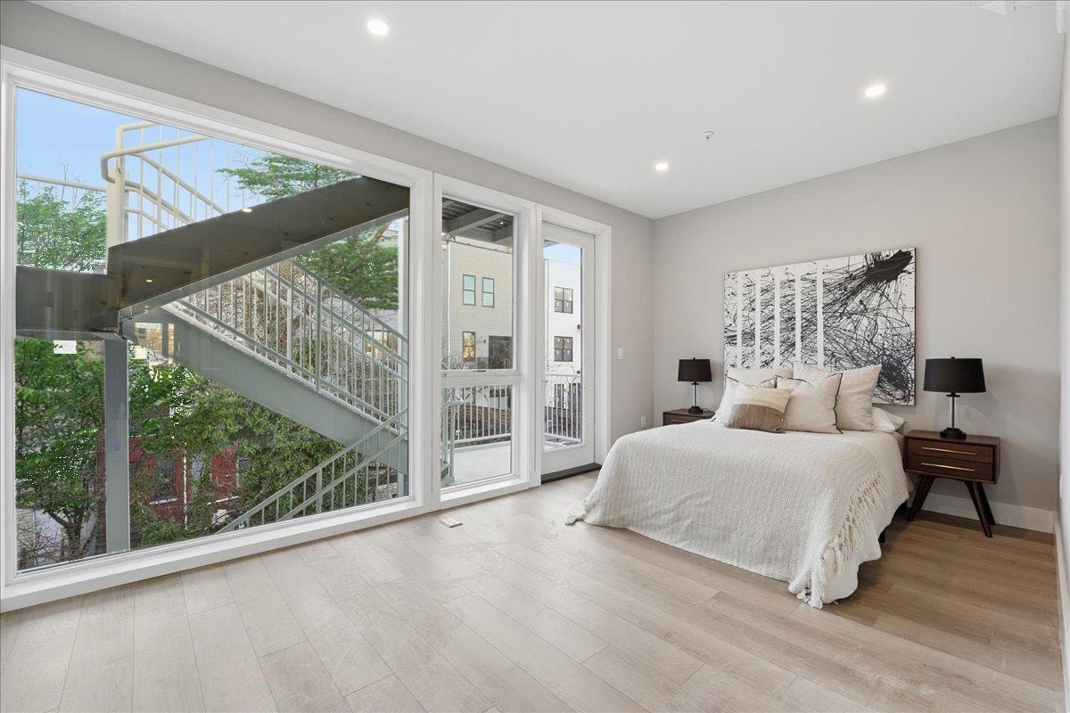 134 NEW YORK AVE, #4, Jc, NJ 07307