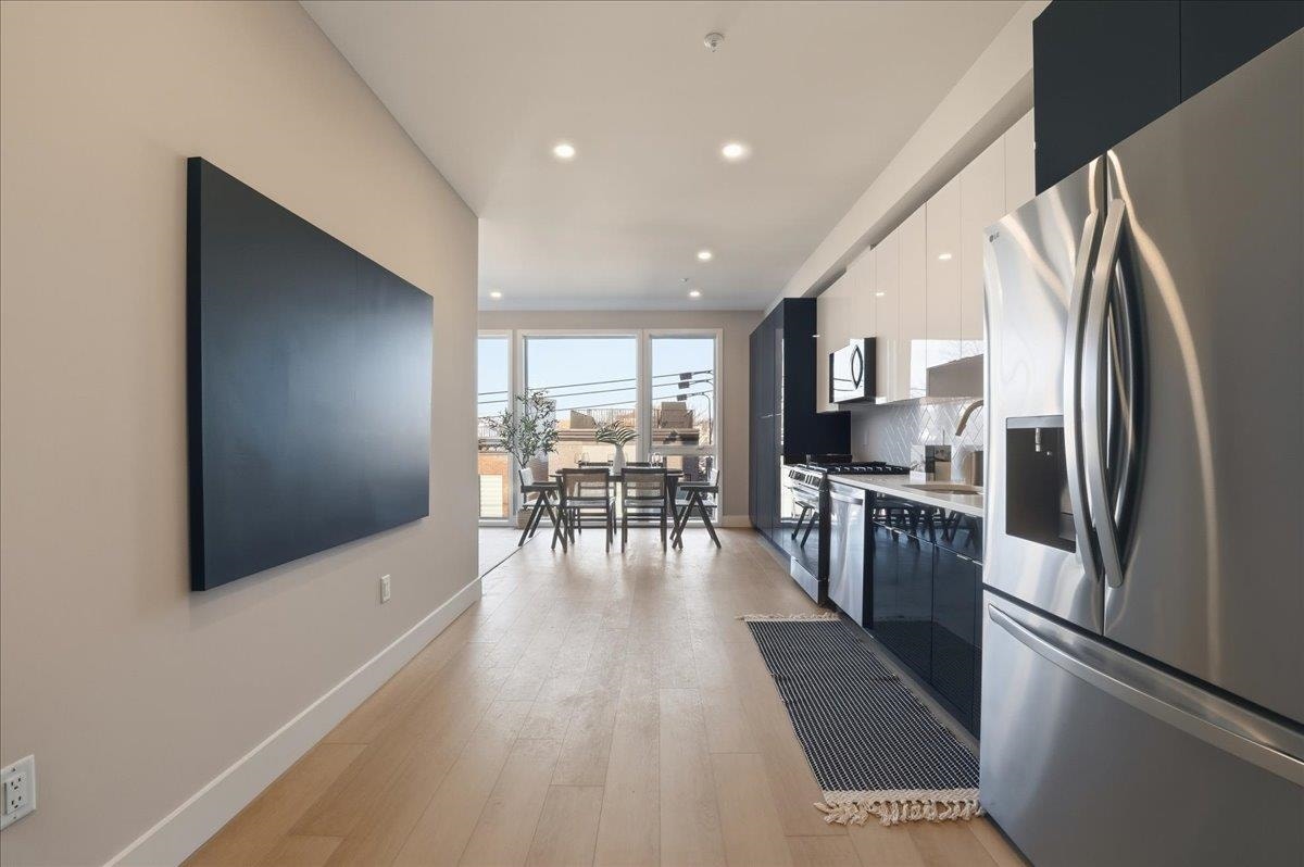134 NEW YORK AVE, #4, Jc, NJ 07307