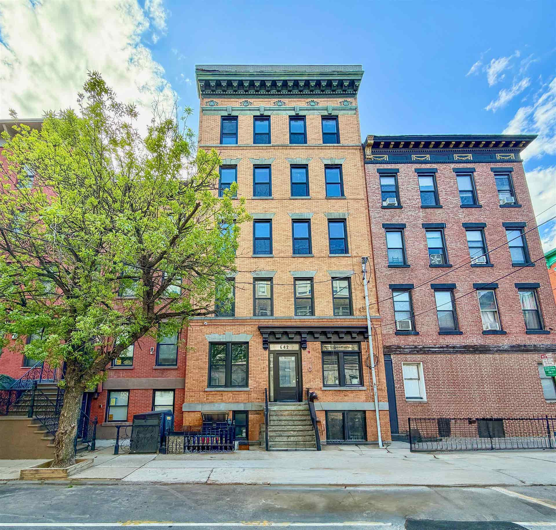 842 PARK AVE, #102, Hoboken, NJ 07030