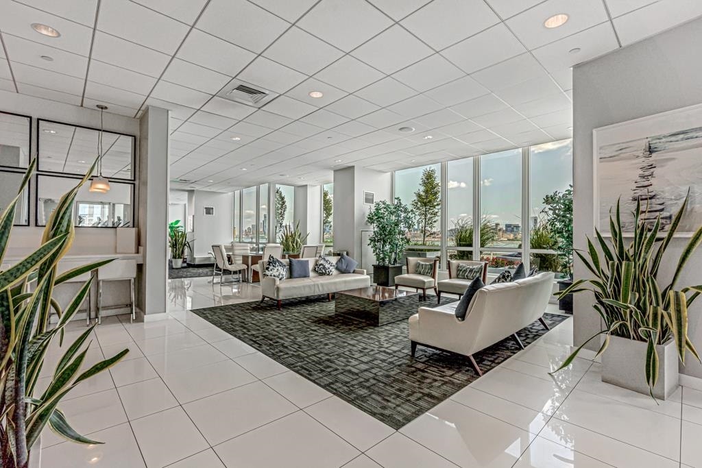 2 2ND ST, #3805, Jc, NJ 07302