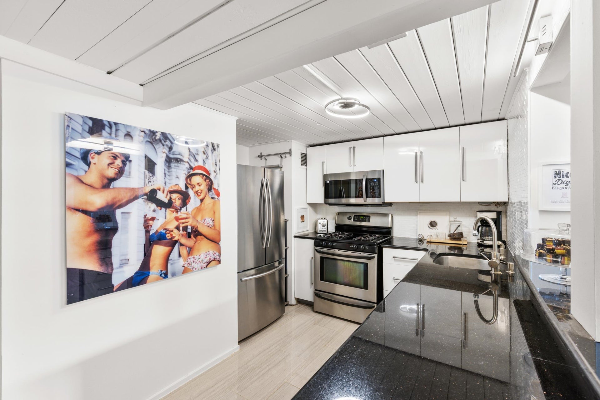 205 10TH ST, #3H, Jc, NJ 07302
