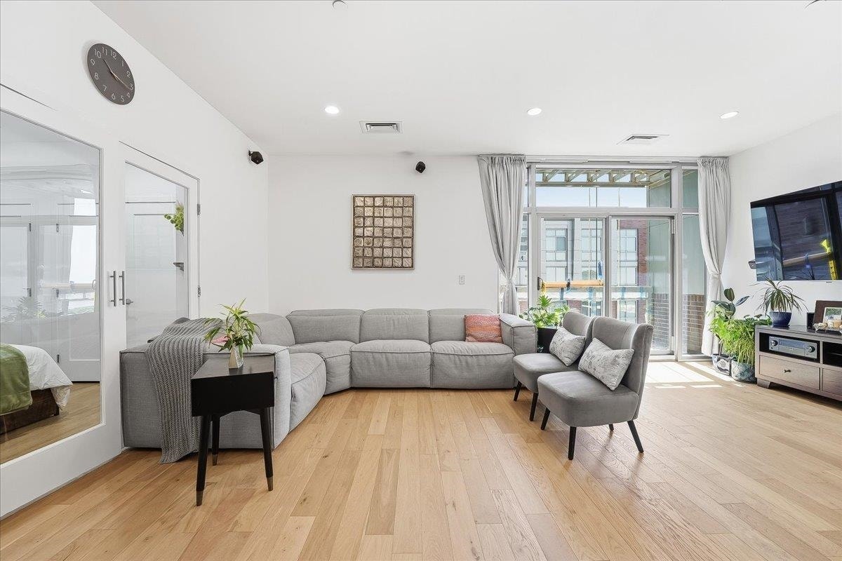 201 LUIS M MARIN BLVD, #1515, Jc, NJ 07302