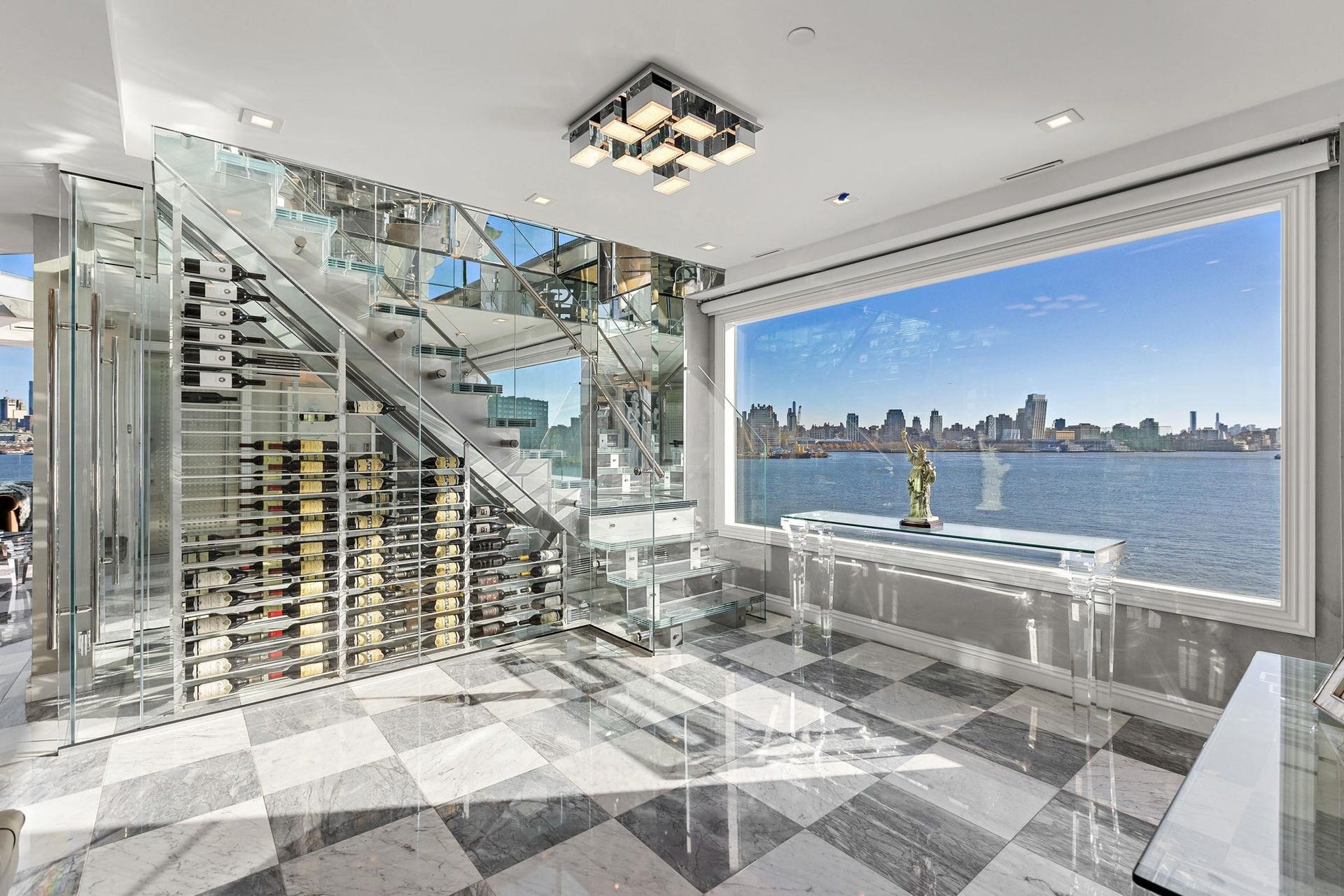 600 HARBOR BLVD, #1079-81, Weehawken, NJ 07086
