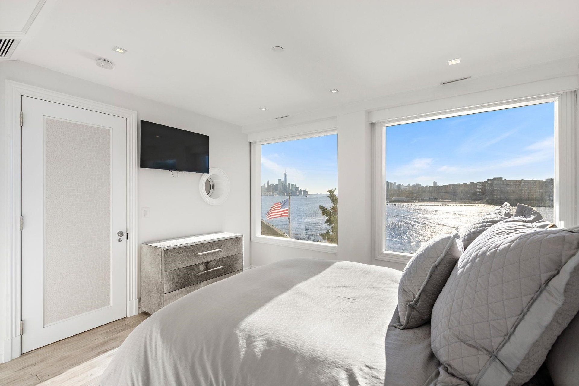 600 HARBOR BLVD, #1079-81, Weehawken, NJ 07086