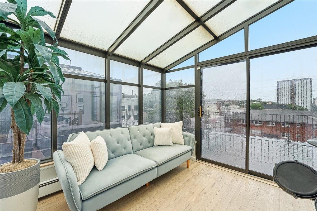 430 OGDEN AVE, #2, Jc, NJ 07307