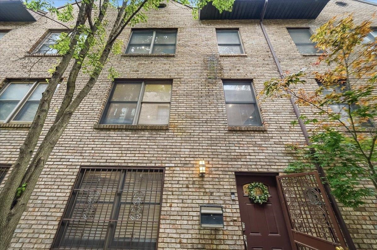 430 OGDEN AVE, #2, Jc, NJ 07307