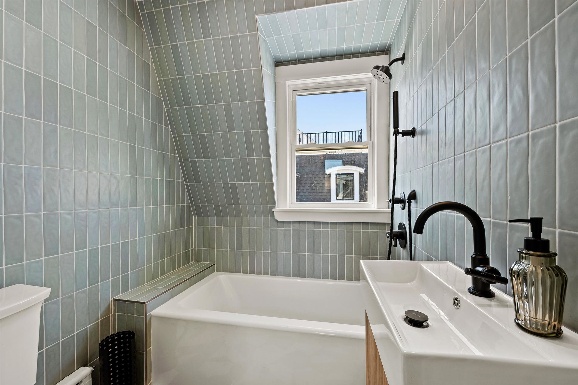 55 RESERVOIR AVE, Jc, NJ 07307