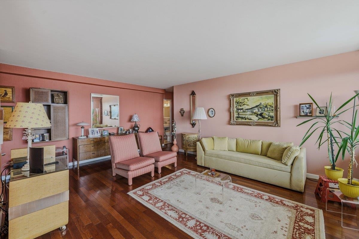 6040 BLVD EAST, #5D, West New York, NJ 07093
