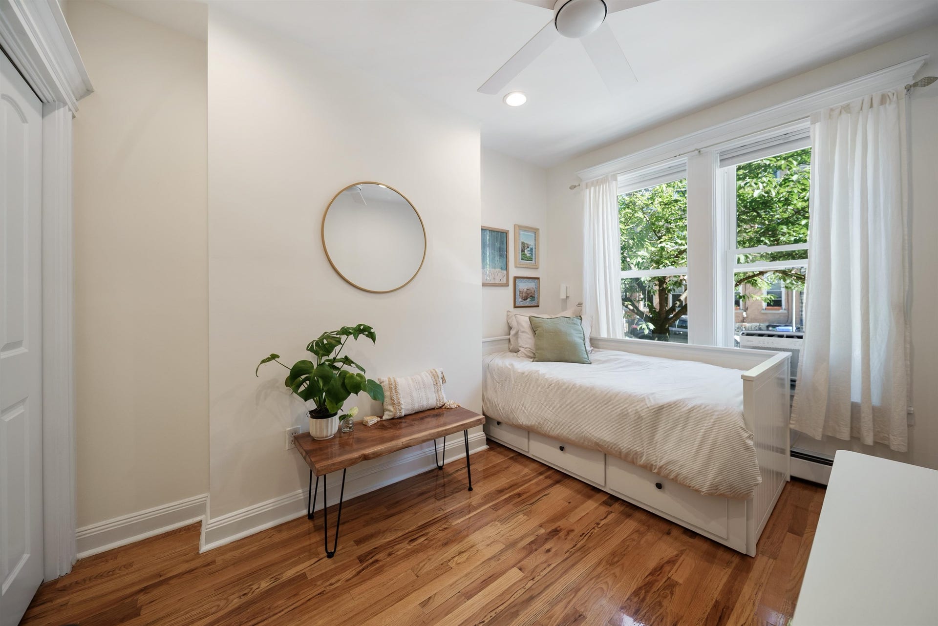 349 7TH ST, #1R, Jc, NJ 07302
