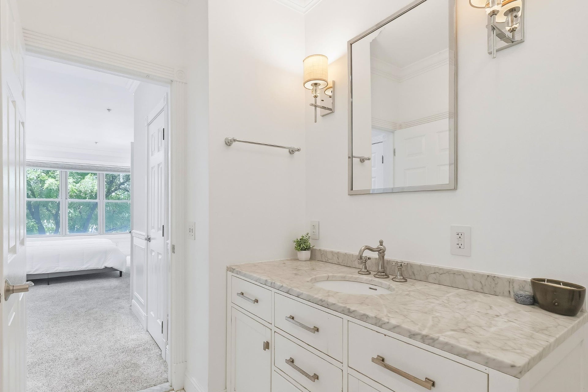 15 WARREN ST, #124, Jc, NJ 07302