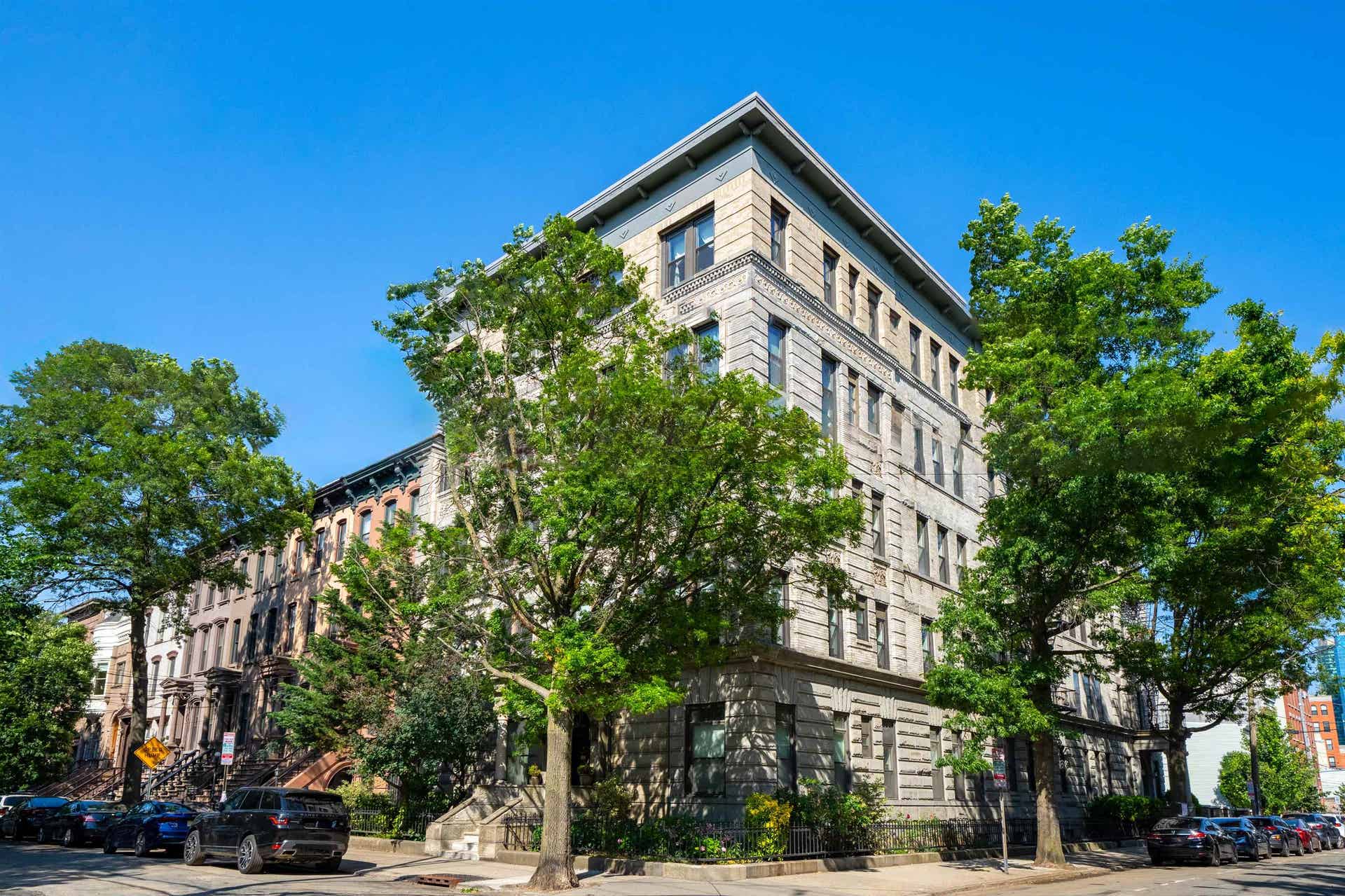 258 BARROW ST, #5C, Jc, NJ 07302