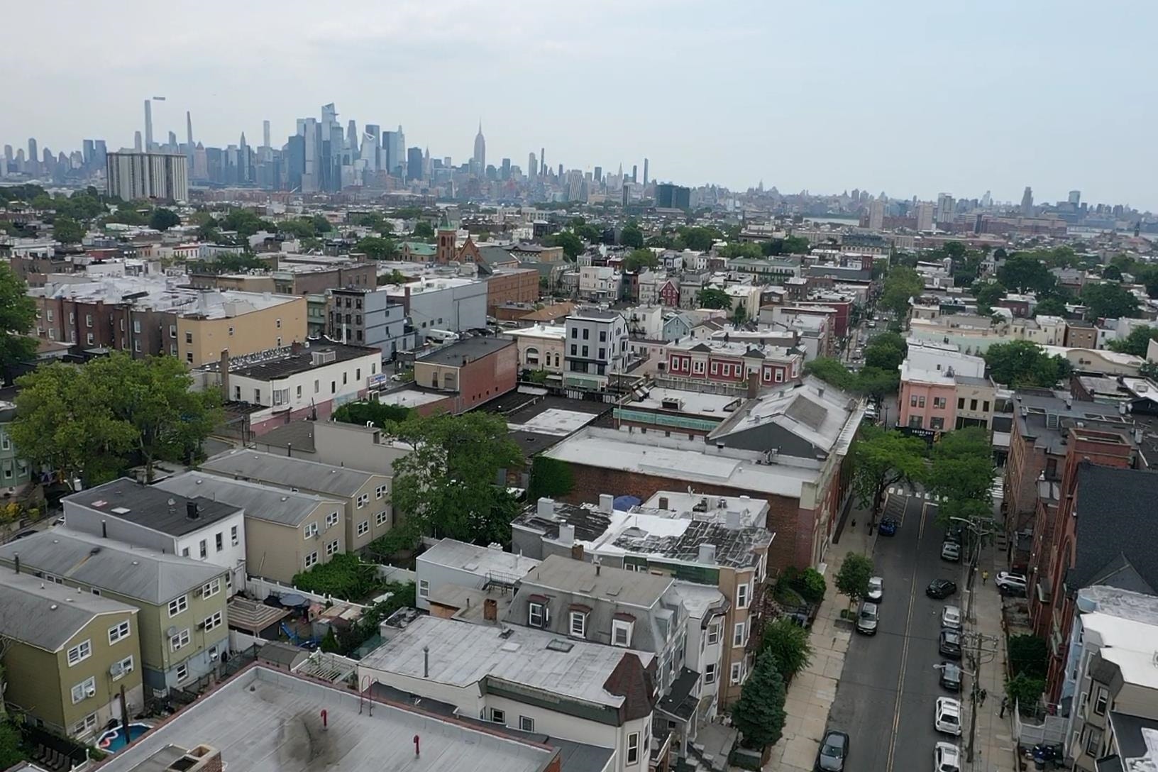 154 BOWERS ST, #2D, Jc, NJ 07307