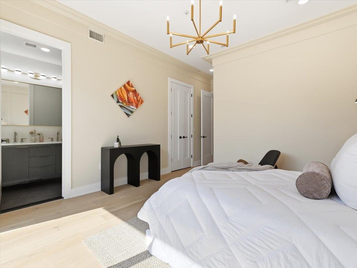 15 MANHATTAN AVE, #201, Jc, NJ 07307
