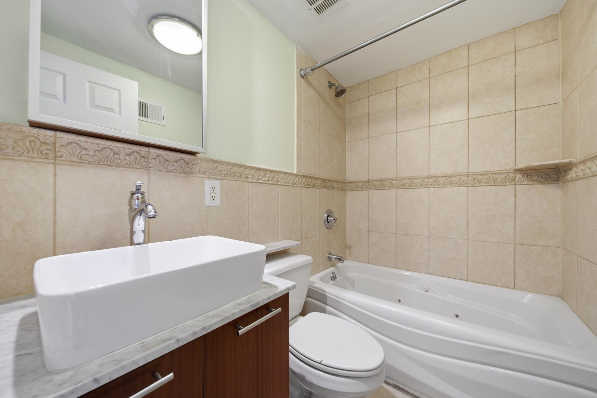 42 PROSPECT ST, #4B, Jc, NJ 07307