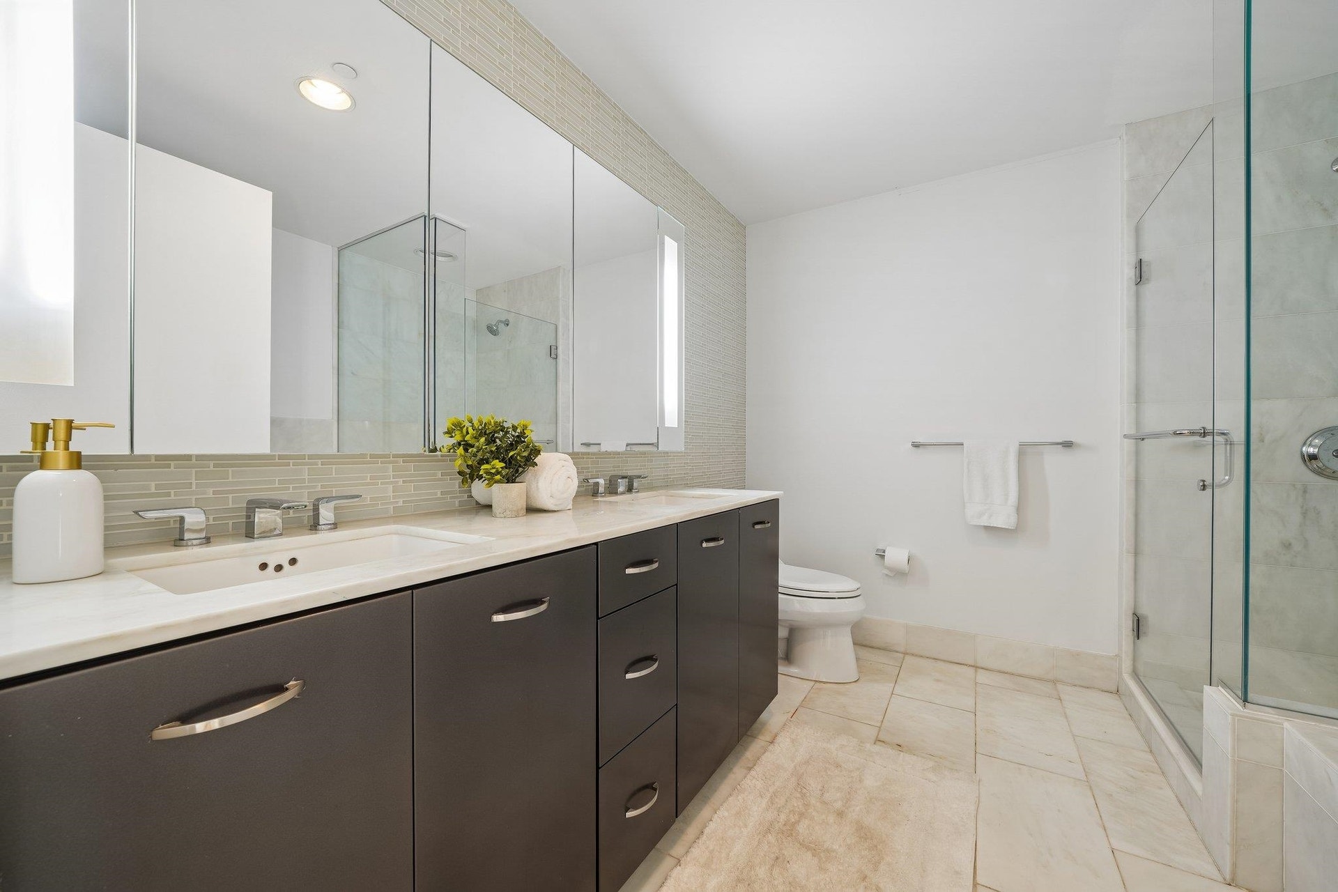 2 2ND ST, #2101, Jc, NJ 07302