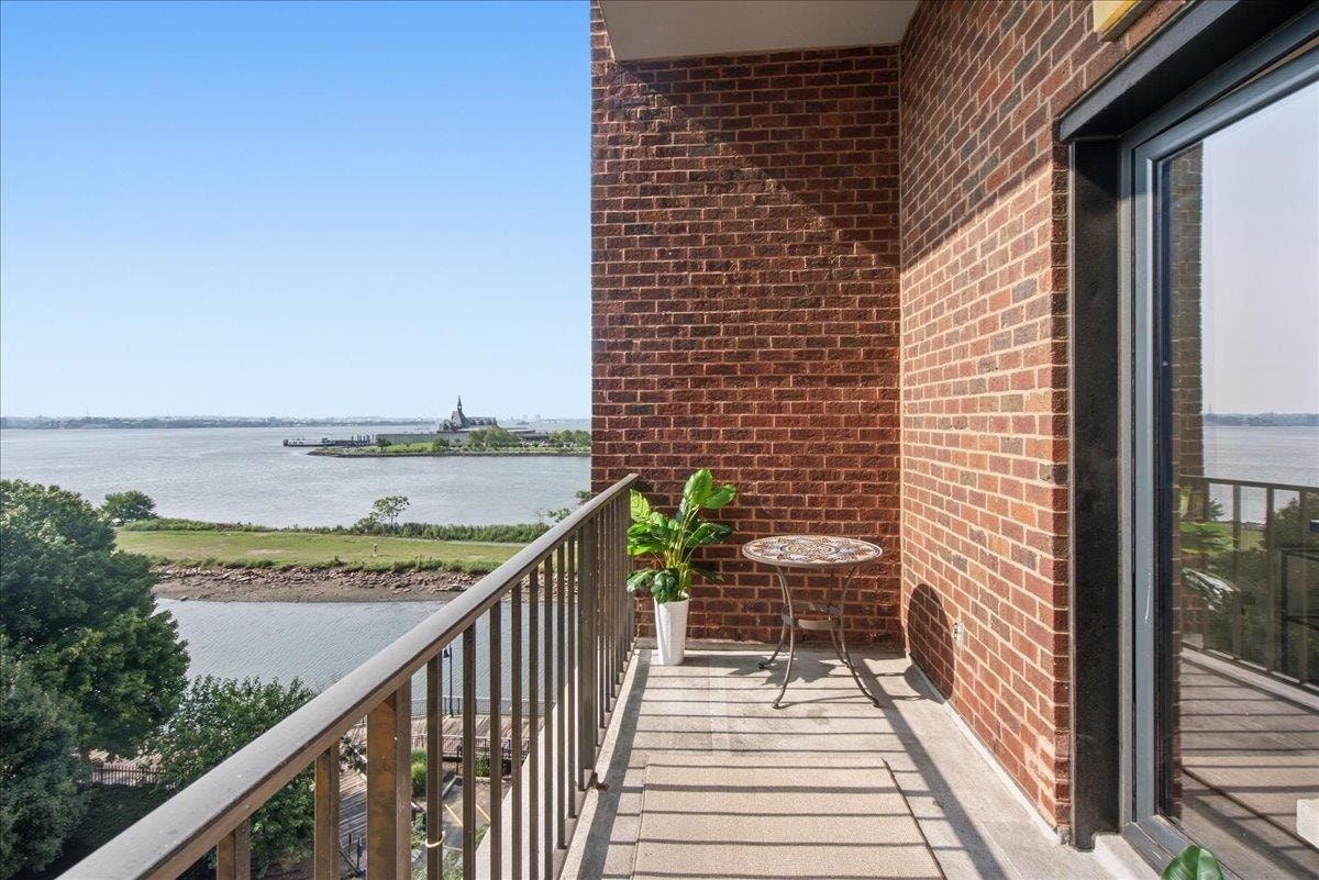 1 GREENE ST, #505, Jc, NJ 07302