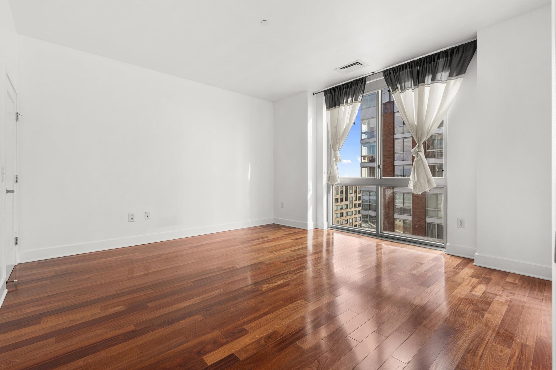 201 LUIS M MARIN BLVD, #1214, Jc, NJ 07302