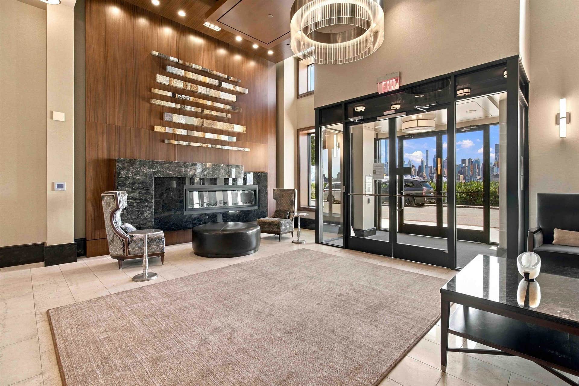 250 HENLEY PL, #207, Weehawken, NJ 07086-1101