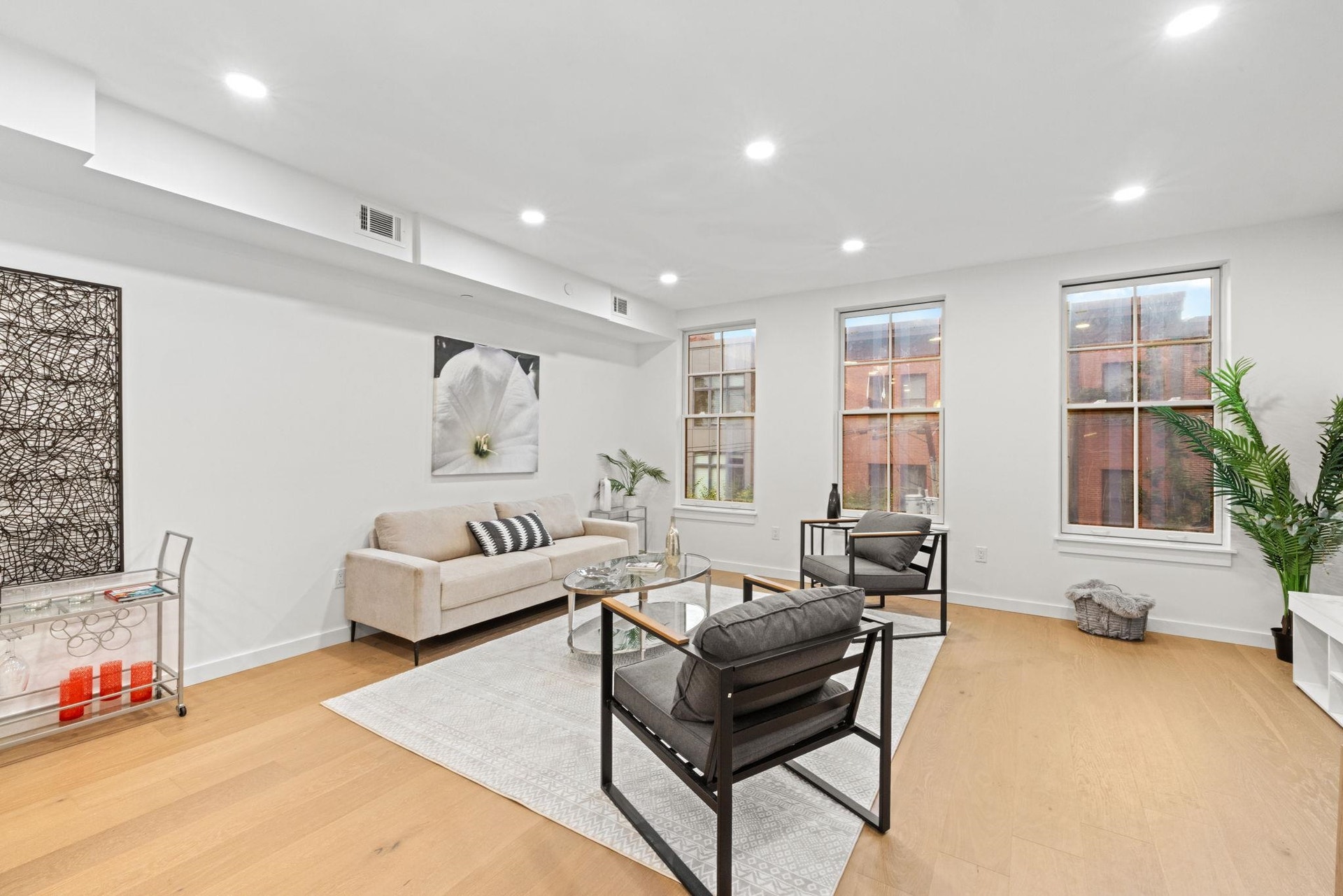 316 BARROW ST, #2, Jc, NJ 07302