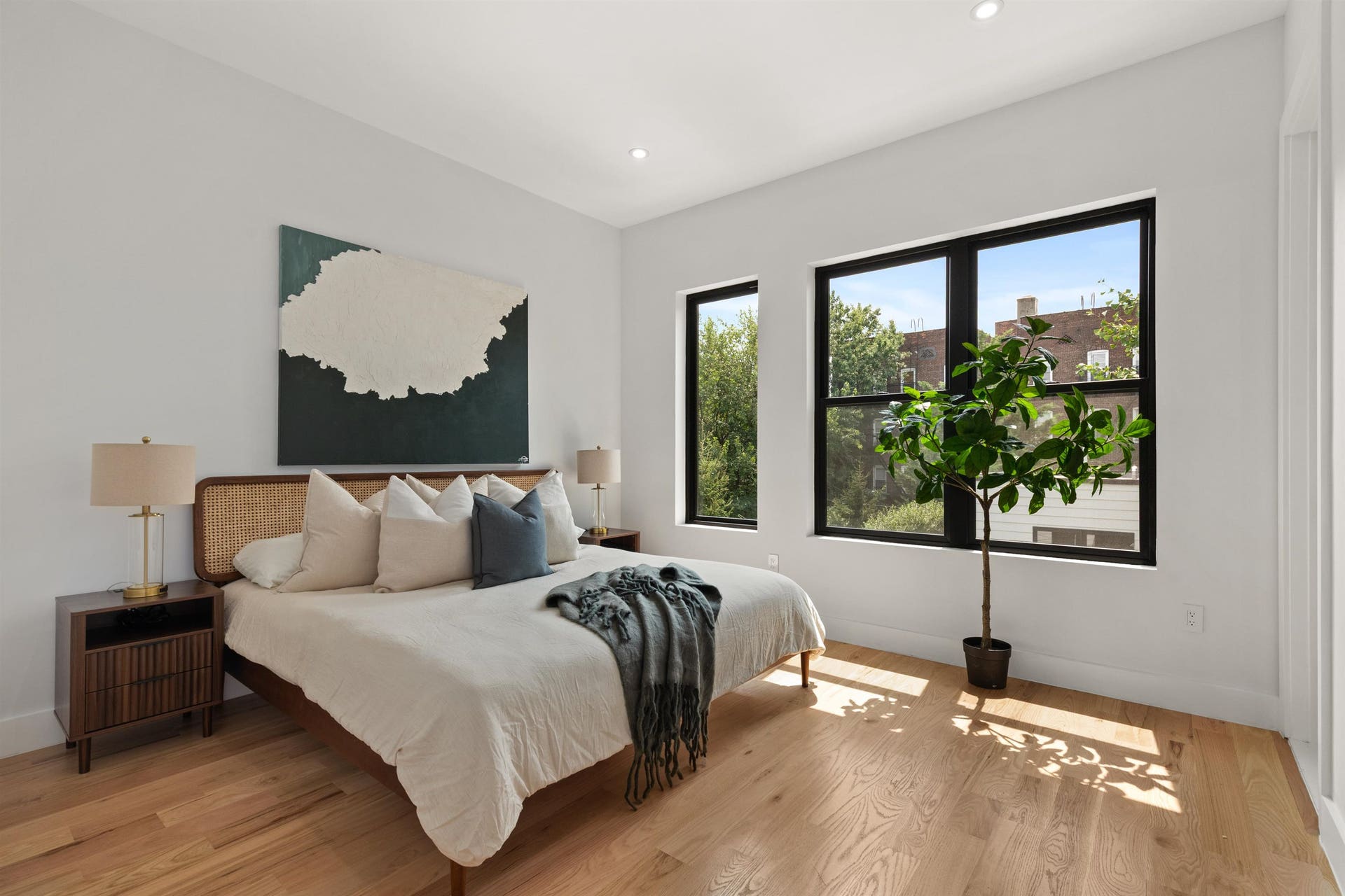 85 SHERMAN PL, #Residence 02, Jc, NJ 07307