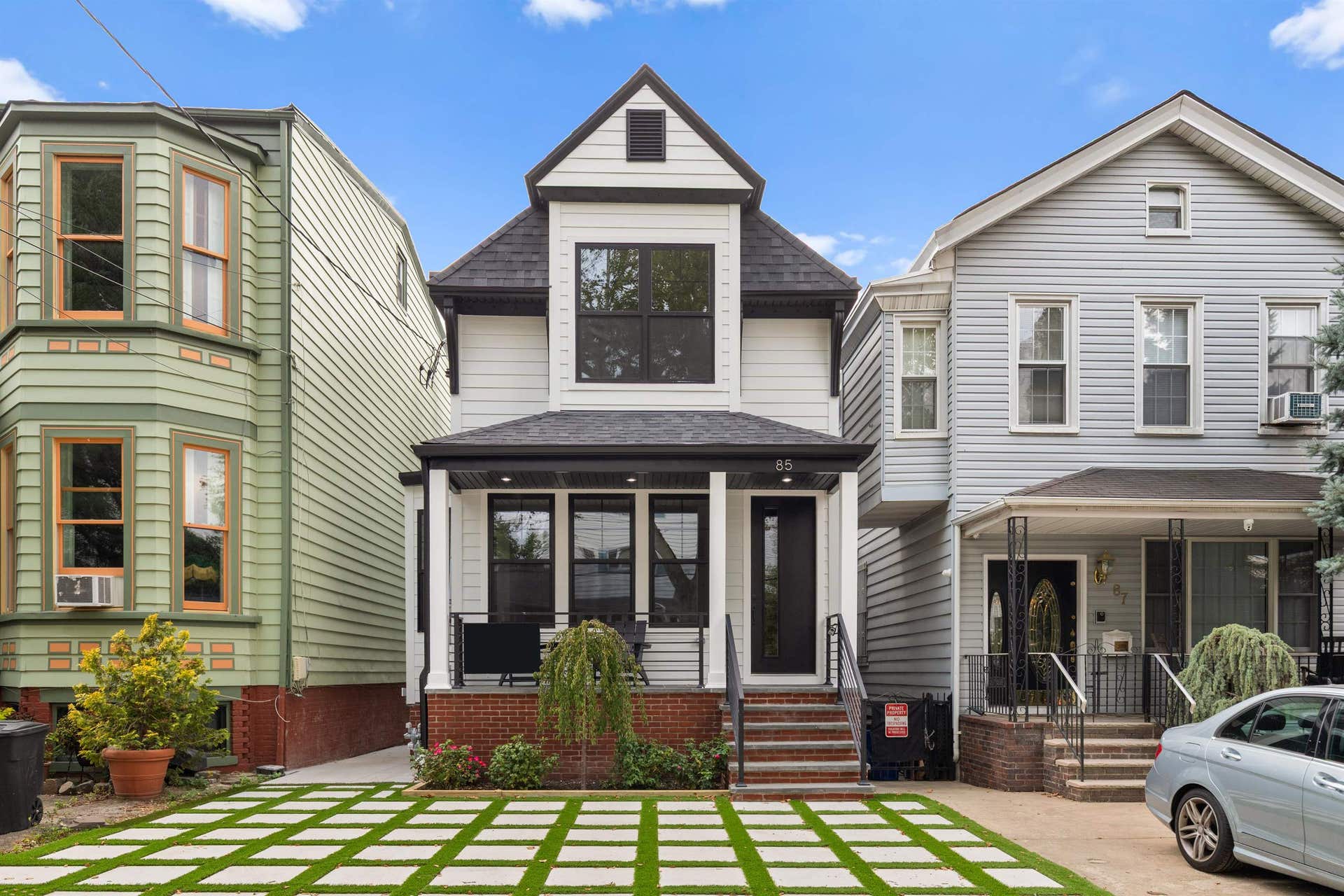 85 SHERMAN PL, #Residence 02, Jc, NJ 07307