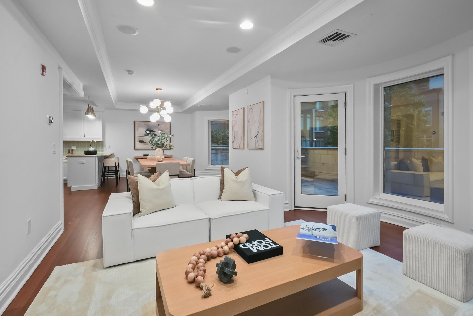 22 OXFORD LANDING, Weehawken, NJ 07086