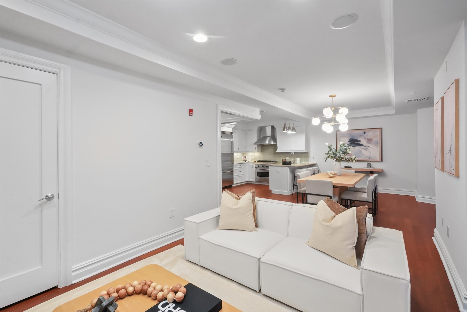 22 OXFORD LANDING, Weehawken, NJ 07086