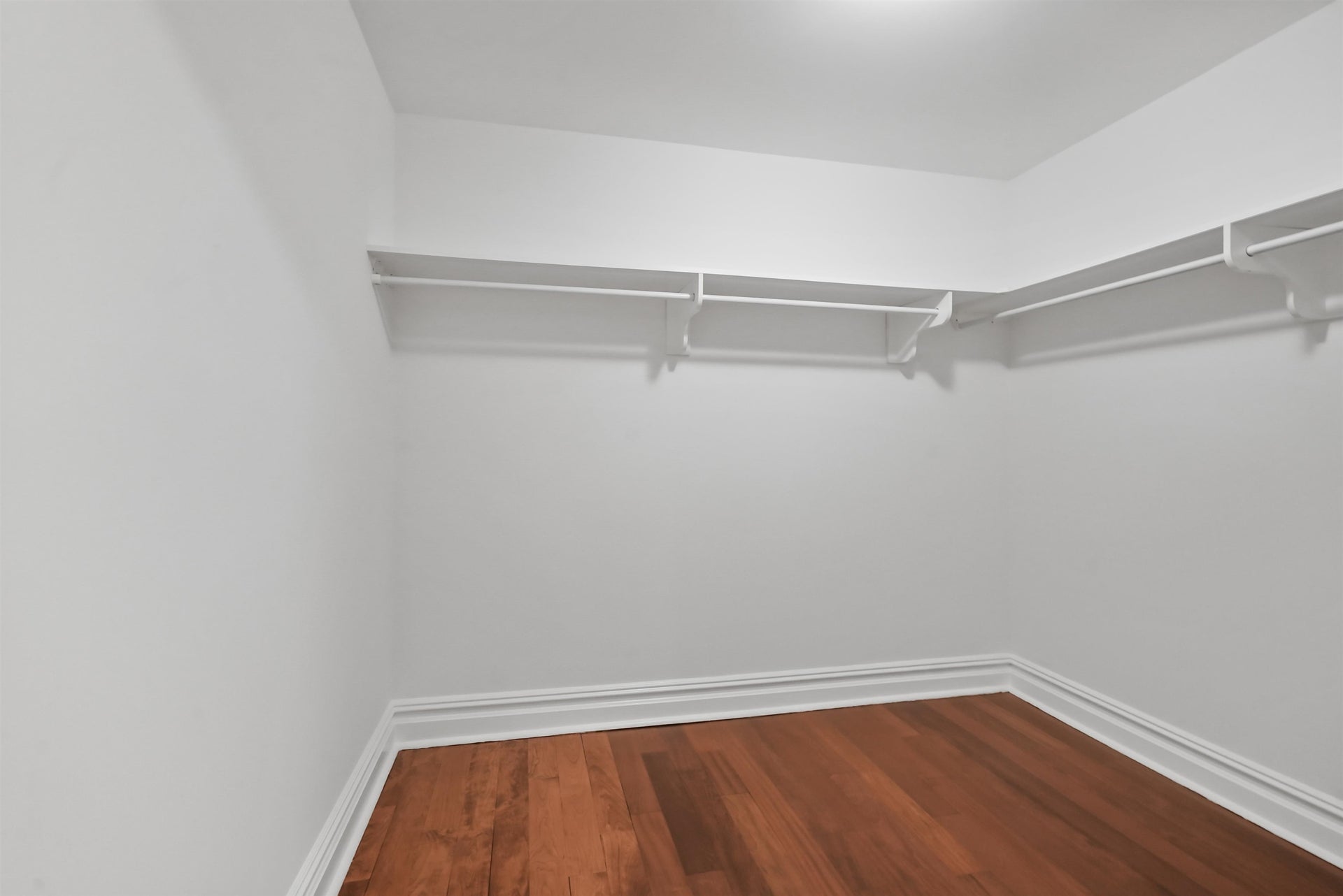 22 OXFORD LANDING, Weehawken, NJ 07086