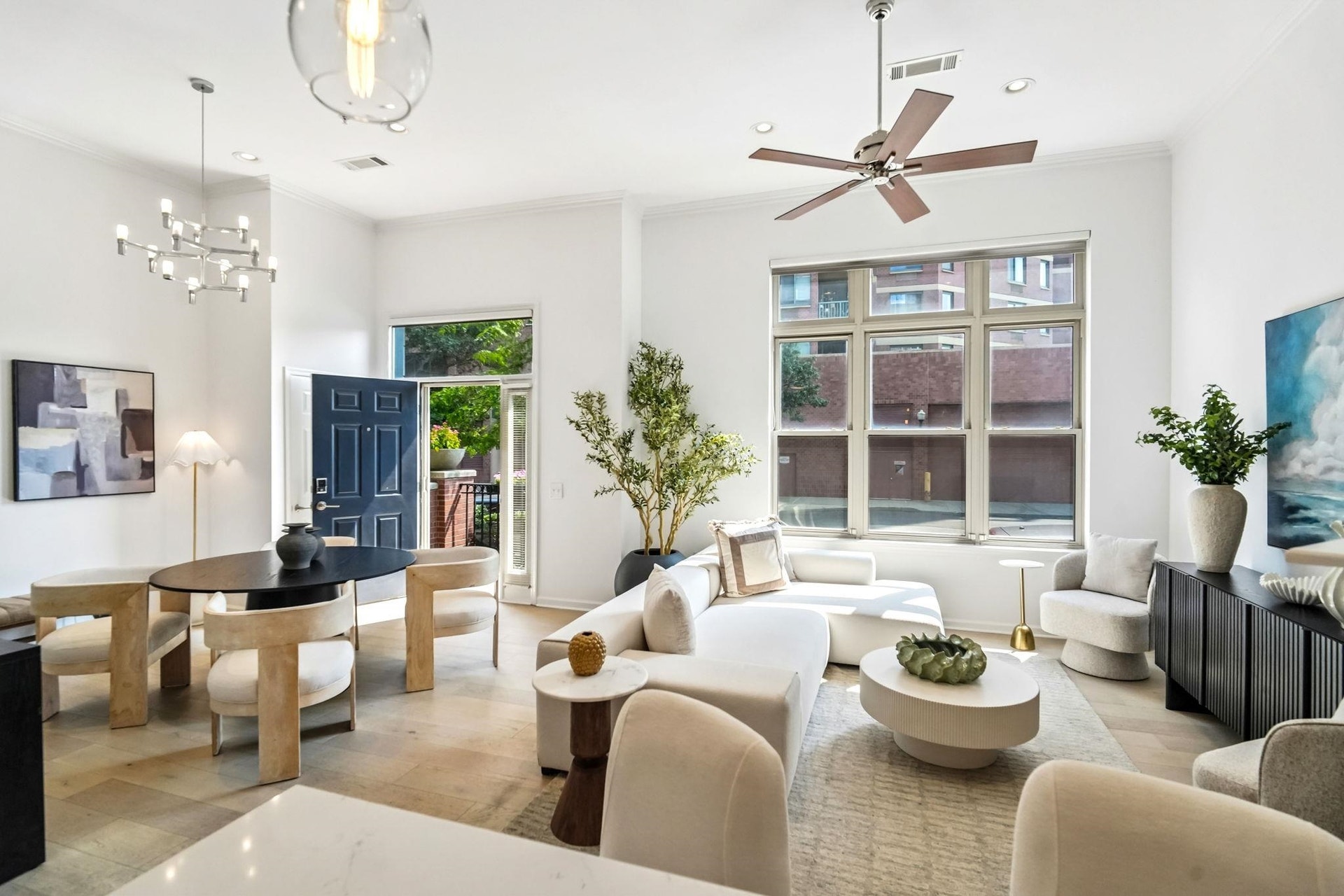 15 WARREN ST, #TH104, Jc, NJ 07302
