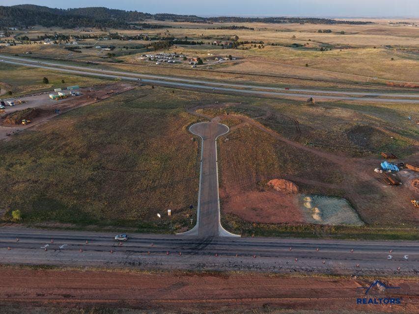 6370 HEATHER LN, Summerset, SD 57718
