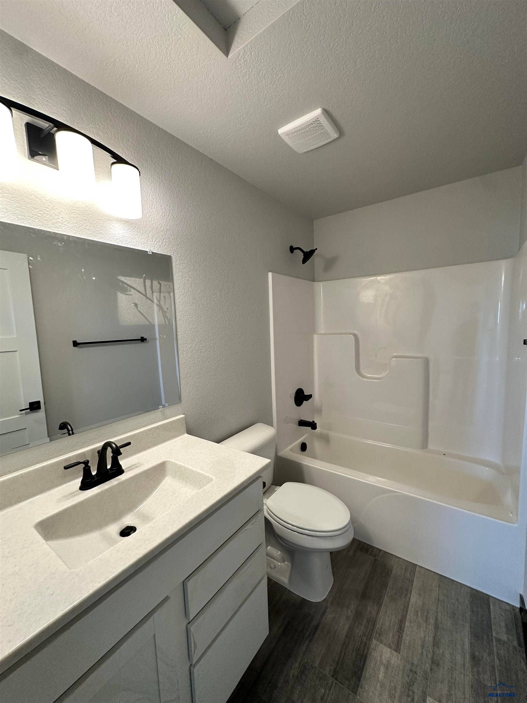 209 DORCHESTER AVE, Box Elder, SD 57719