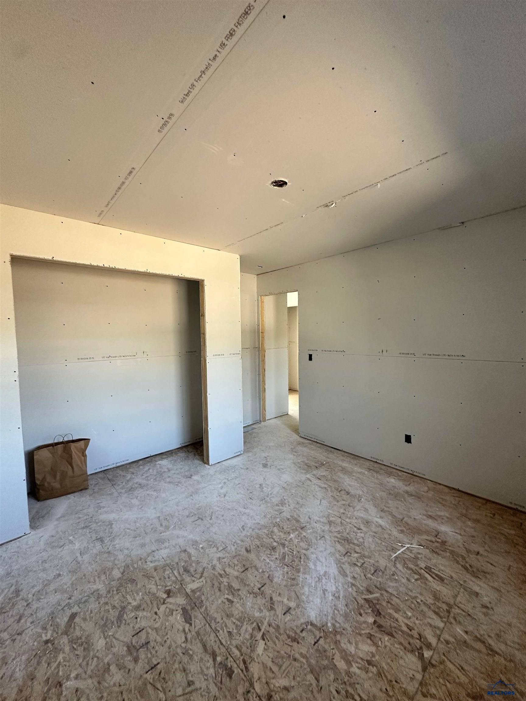 855 COUNTRY RD WEST, Rapid City, SD 57701