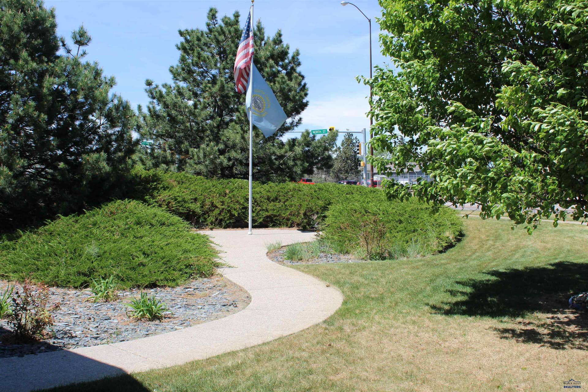 550 N 5TH ST, Rapid City, SD 57701