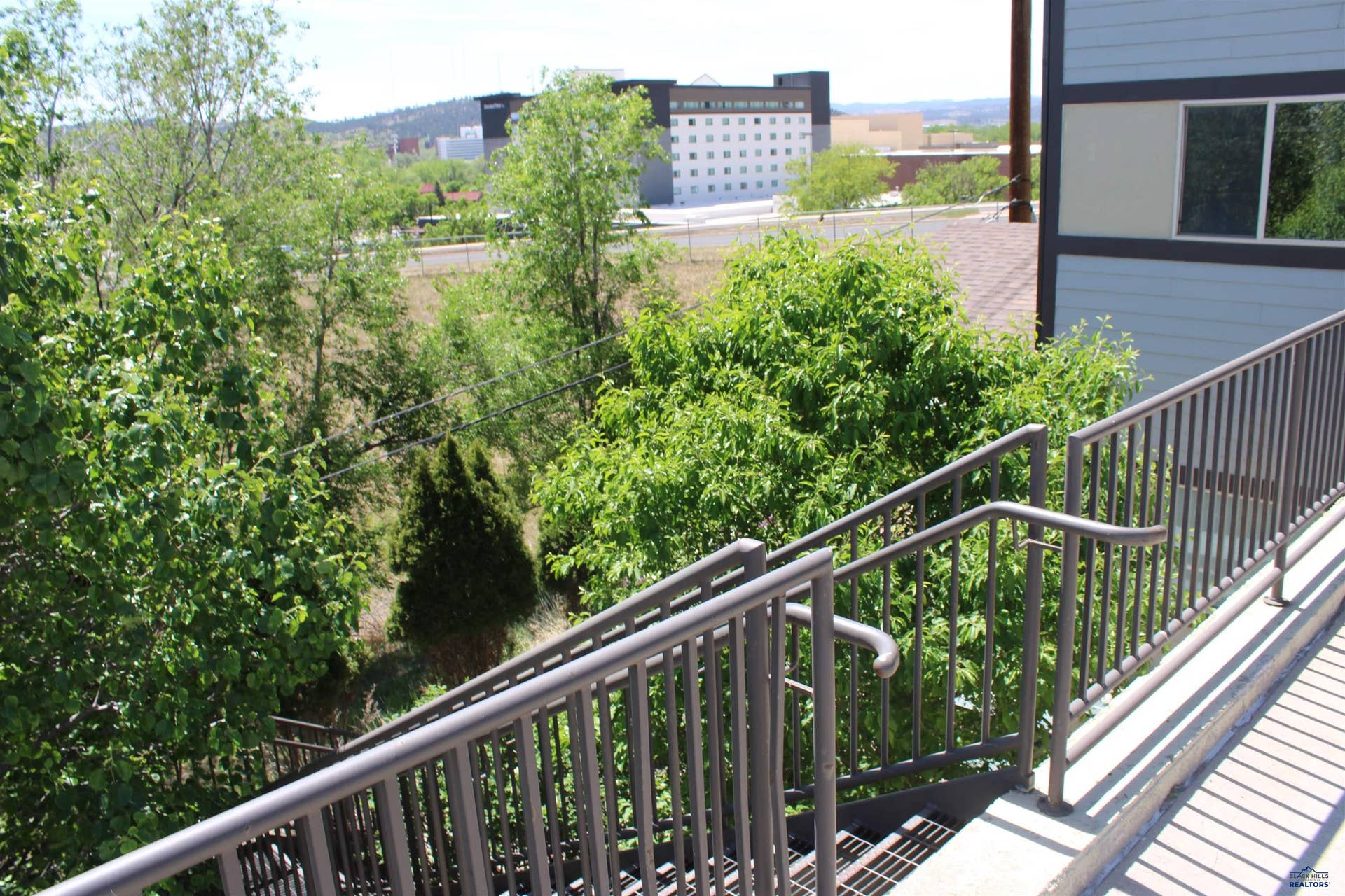 550 N 5TH ST, Rapid City, SD 57701