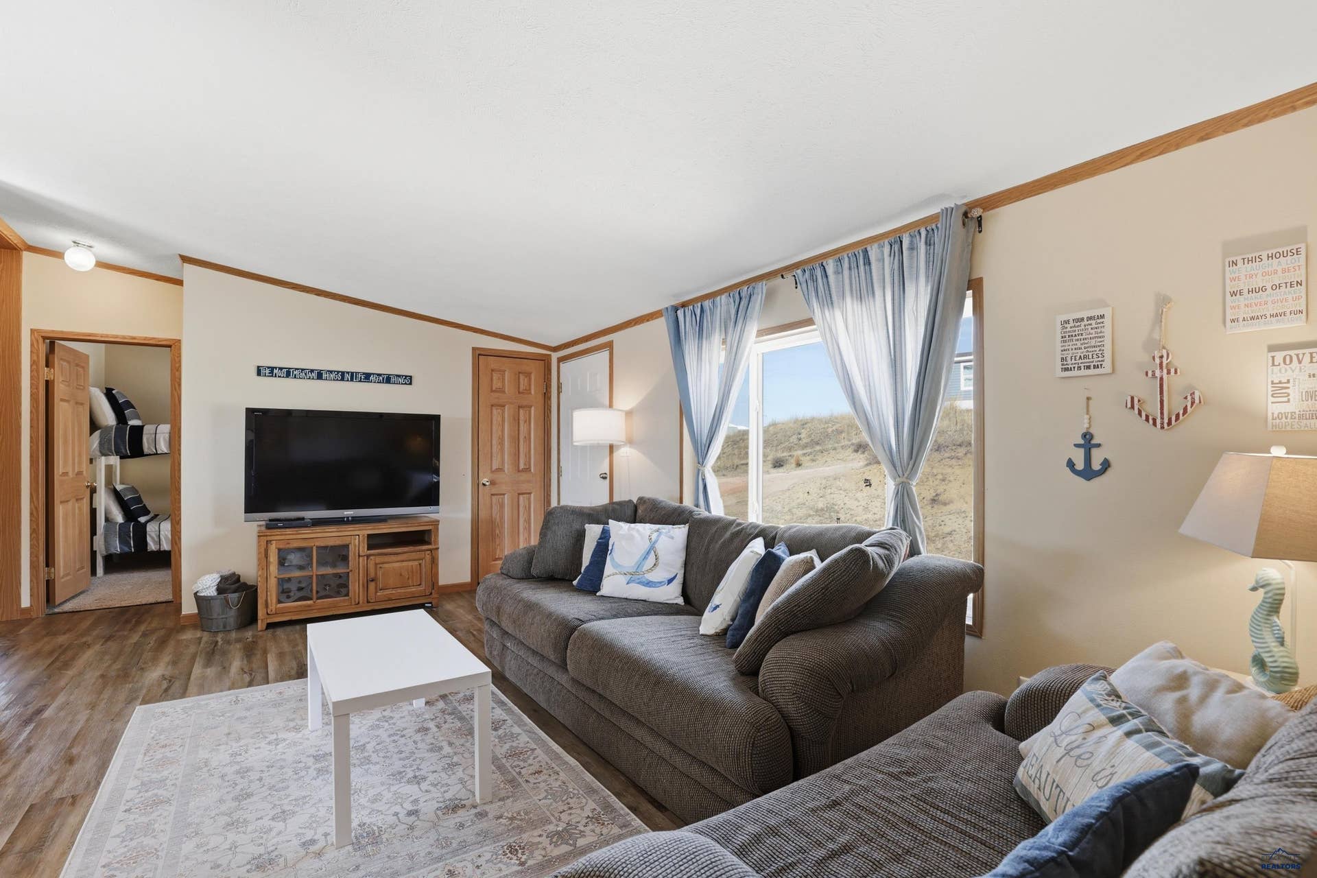 13345 WHITE PEBBLE CT, Hot Springs, SD 57747