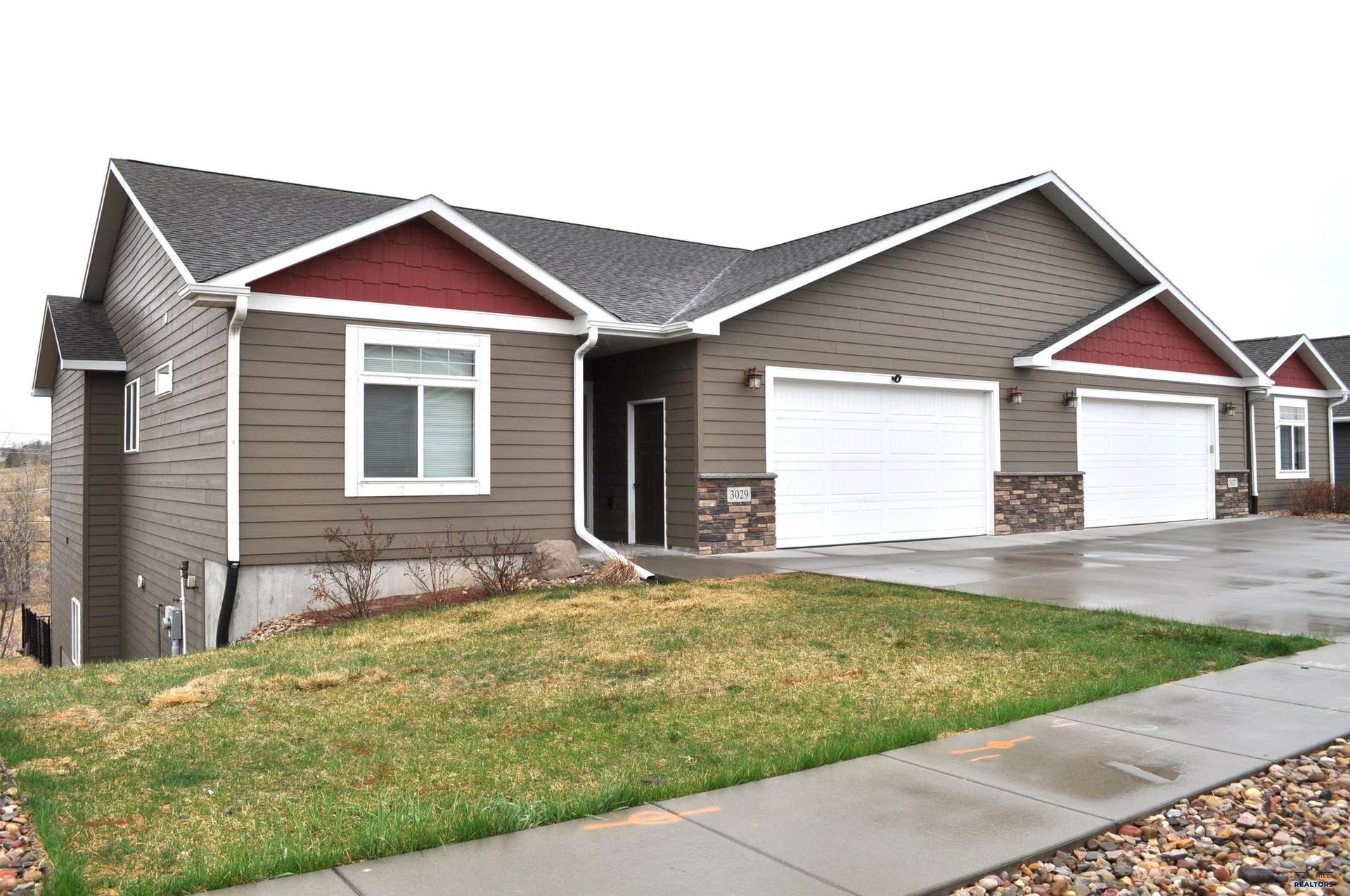 3029 HOEFER AVE, Rapid City, SD 57701
