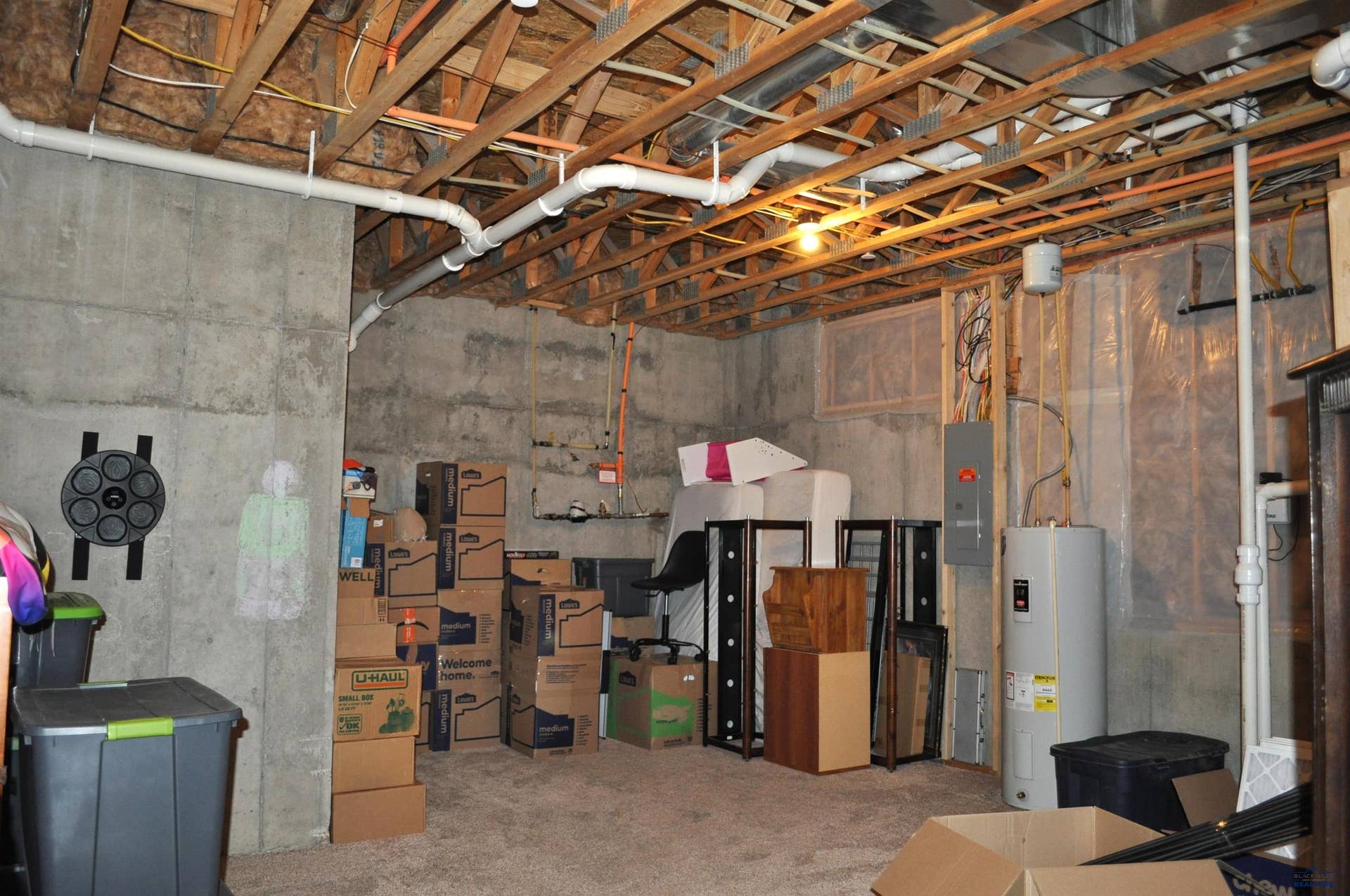 Could separate Utility and add an additional room, office or den.