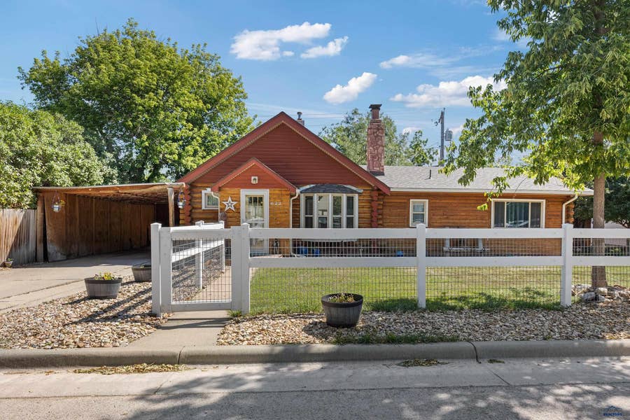 Property photo for 622 HARTER DR, Rapid City, SD