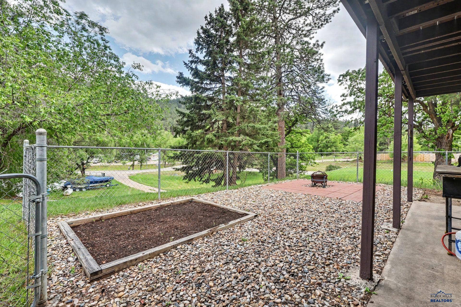 907 FOUSE ST, Keystone, SD 57751