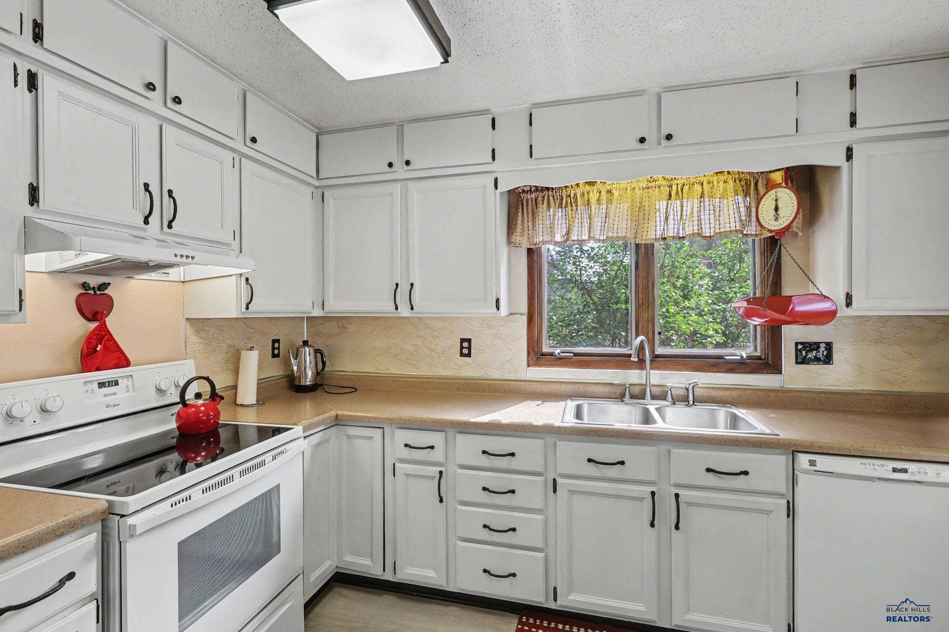 907 FOUSE ST, Keystone, SD 57751