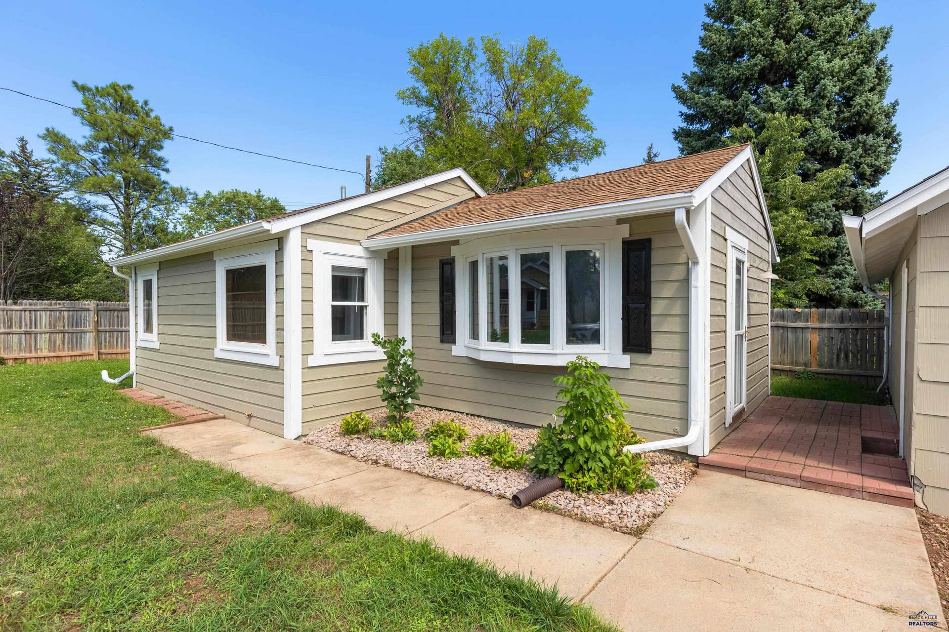 320 BASHAM RD, Rapid City, SD 57702