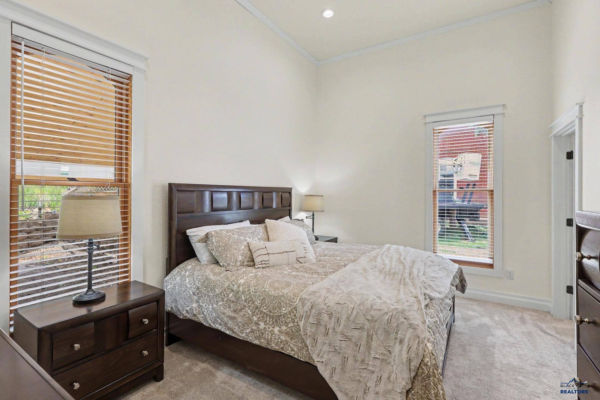 21 CHARLES, Deadwood, SD 57732