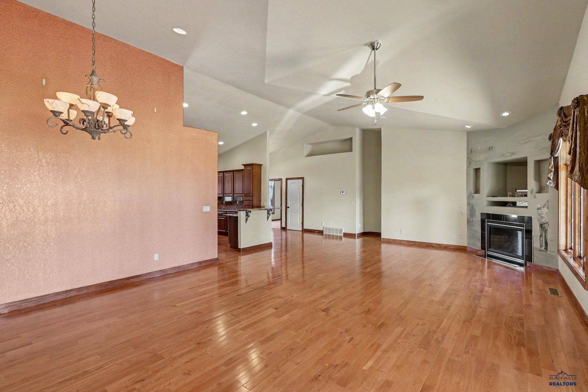 4120 AUGUSTA DR, Rapid City, SD 57701