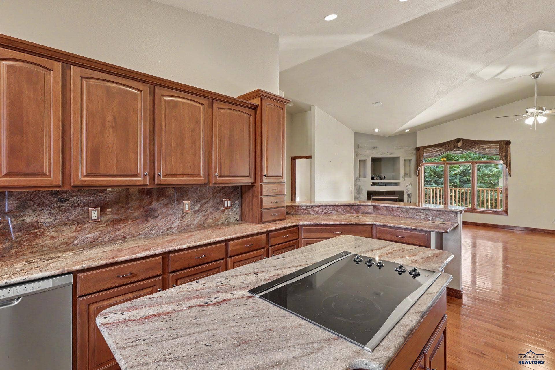 4120 AUGUSTA DR, Rapid City, SD 57701