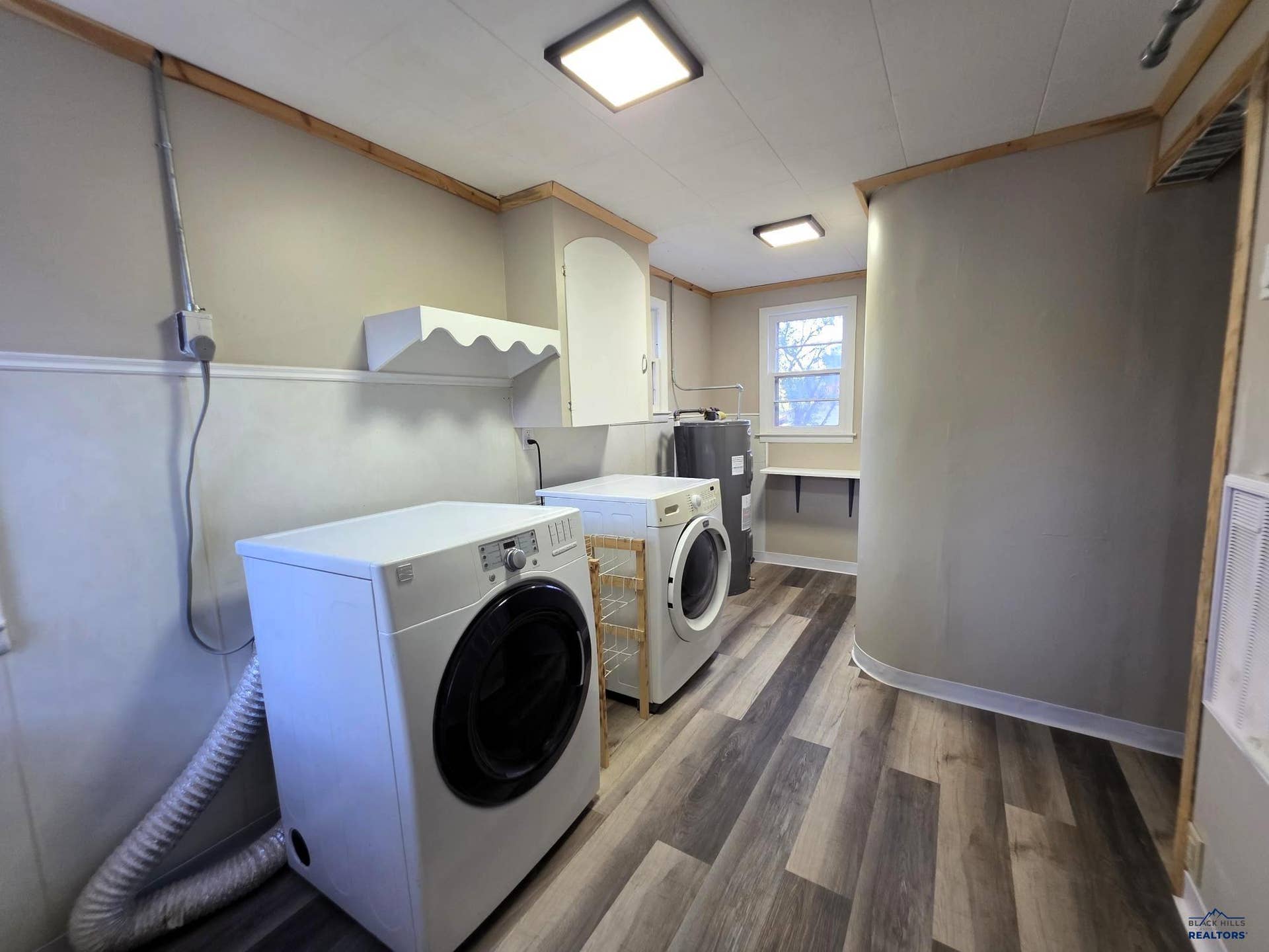 2317 WILSON AVE, Hot Springs, SD 57747