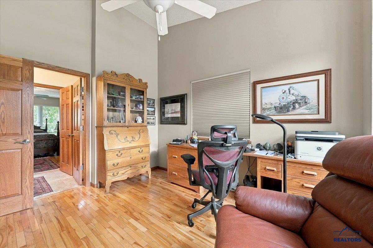 3747 PARK DR, Rapid City, SD 57702